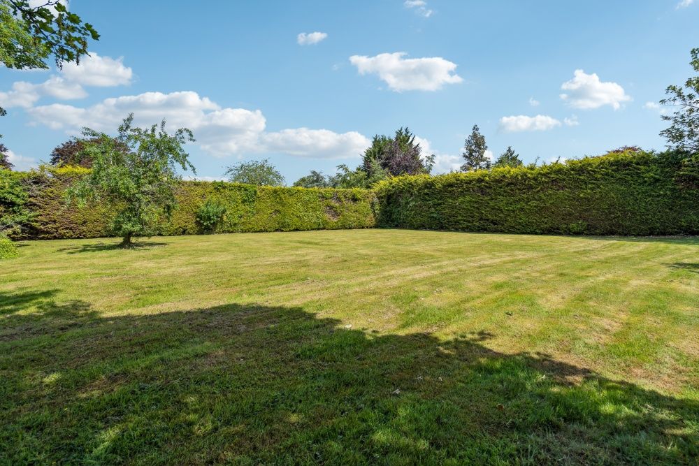 Additional image 33 of 8 bed detached house for saleSlough Road, Iver SL0