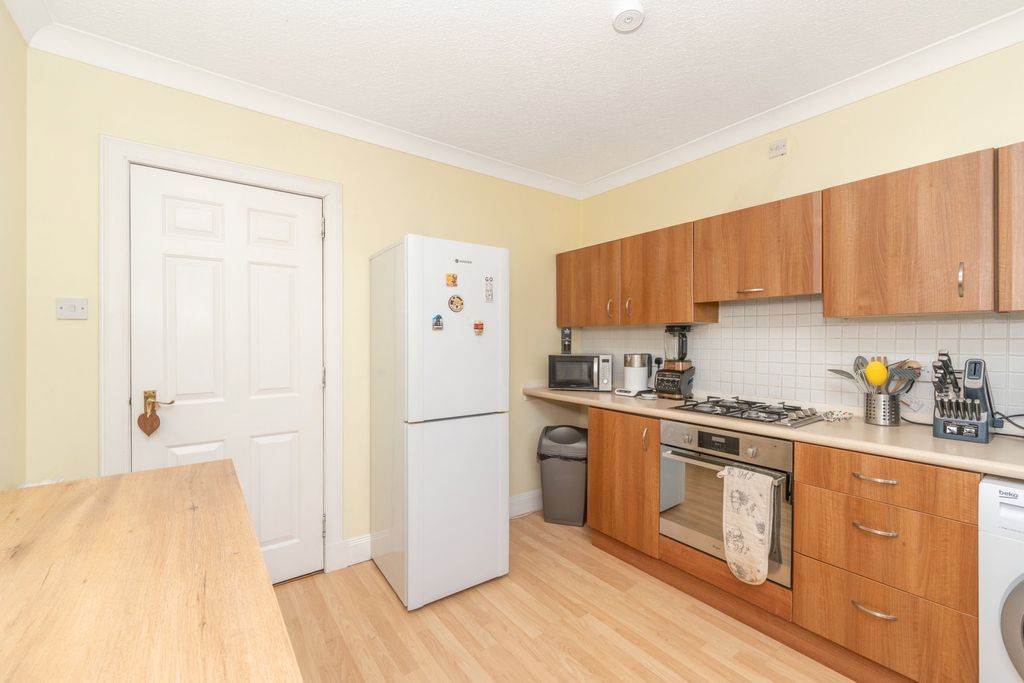 Additional image 14 of 2 bed flat for saleBranning Court, Kirkcaldy KY1
