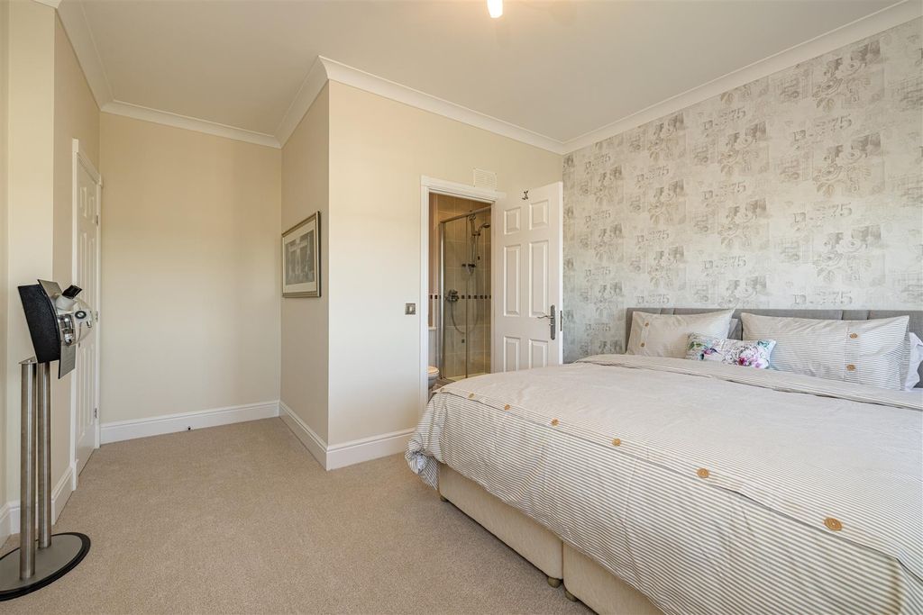 Additional image 26 of 5 bed detached house for sale33 Bowmont Court, Heiton, Kelso TD5