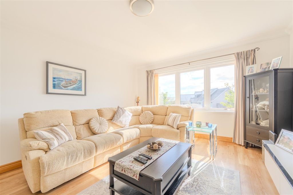 Additional image 8 of 3 bed bungalow for sale16 Riverside View, Kelso TD5