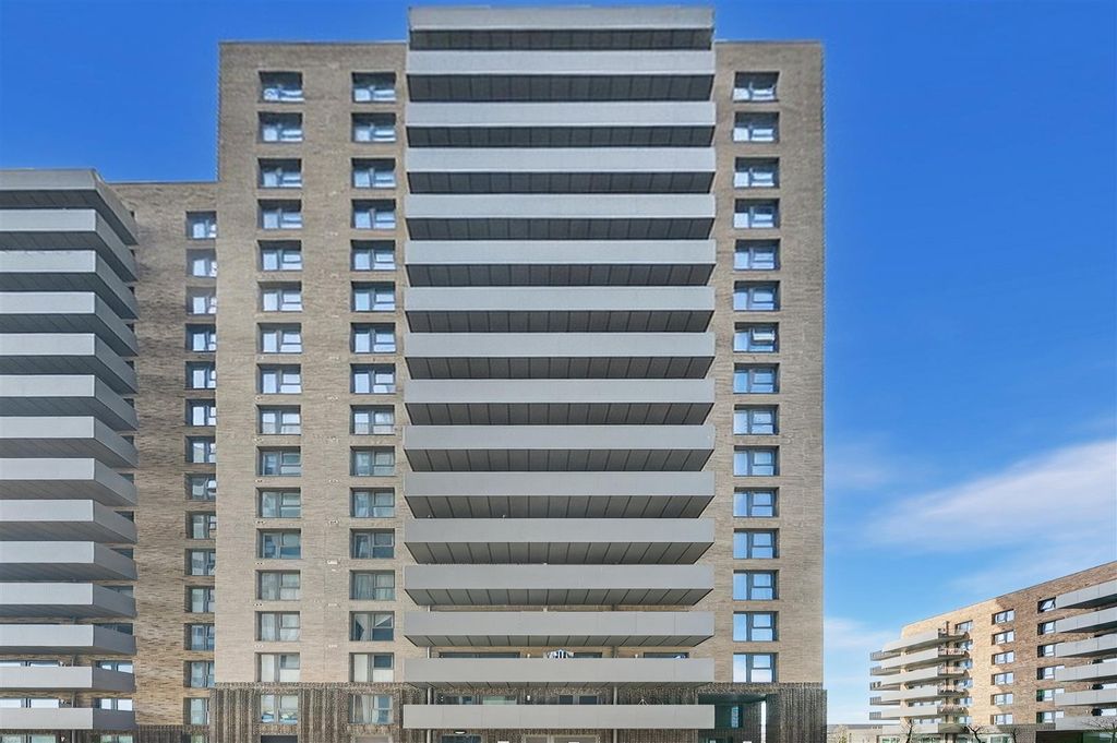 2 bed flat for saleStarling Heights, Seven Kings IG3