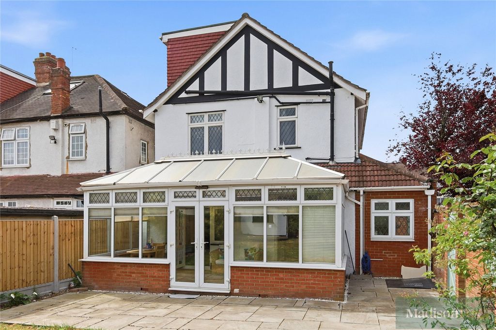 Additional image 42 of 4 bed detached house for saleWoodford Avenue, Ilford IG2