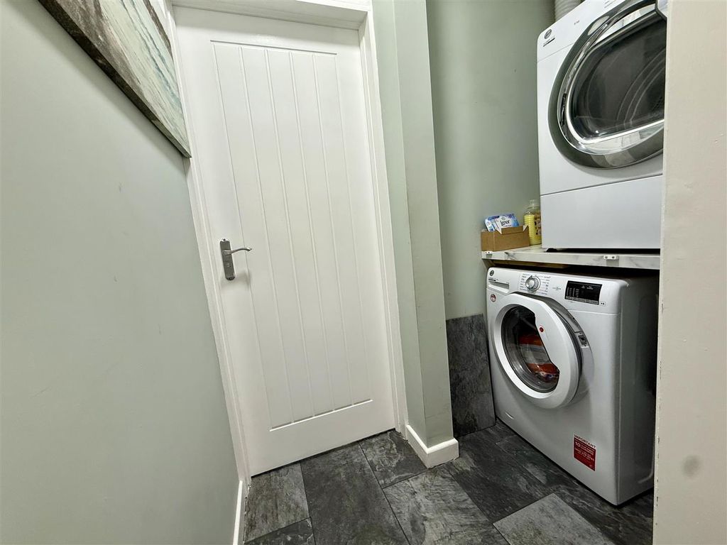 Additional image 22 of 4 bed detached bungalow for saleMorfa Maen, Kidwelly SA17