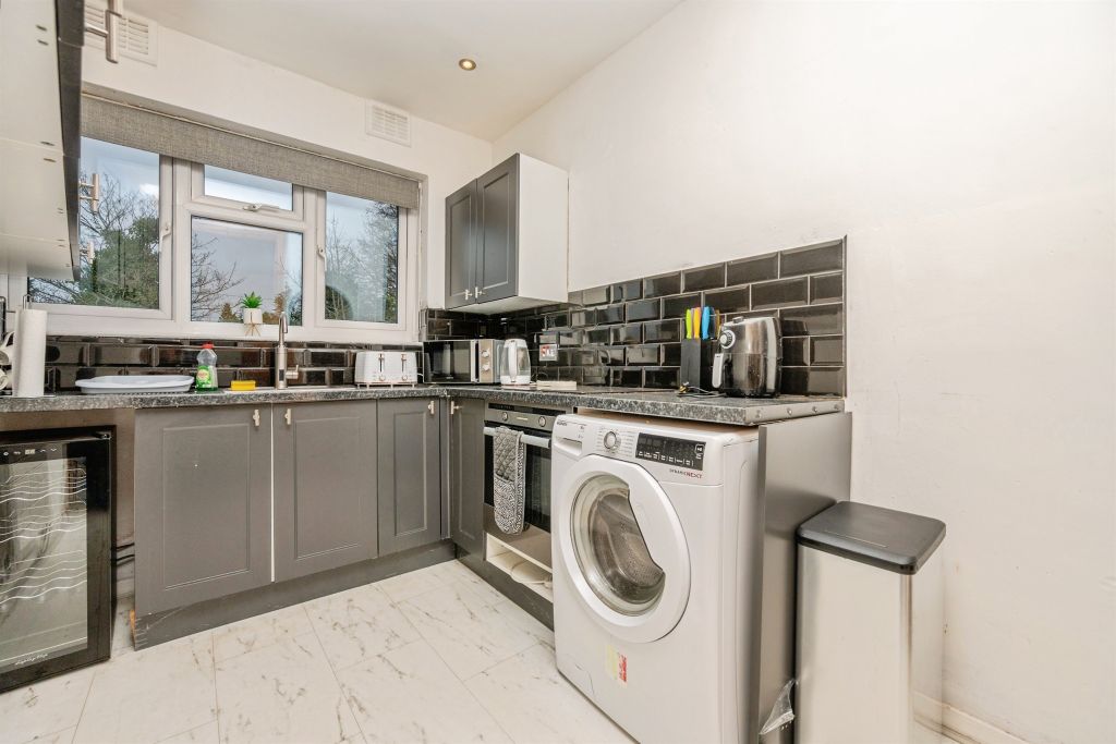 Additional image 15 of 6 bed detached house for saleHillgrove Crescent, Kidderminster DY10