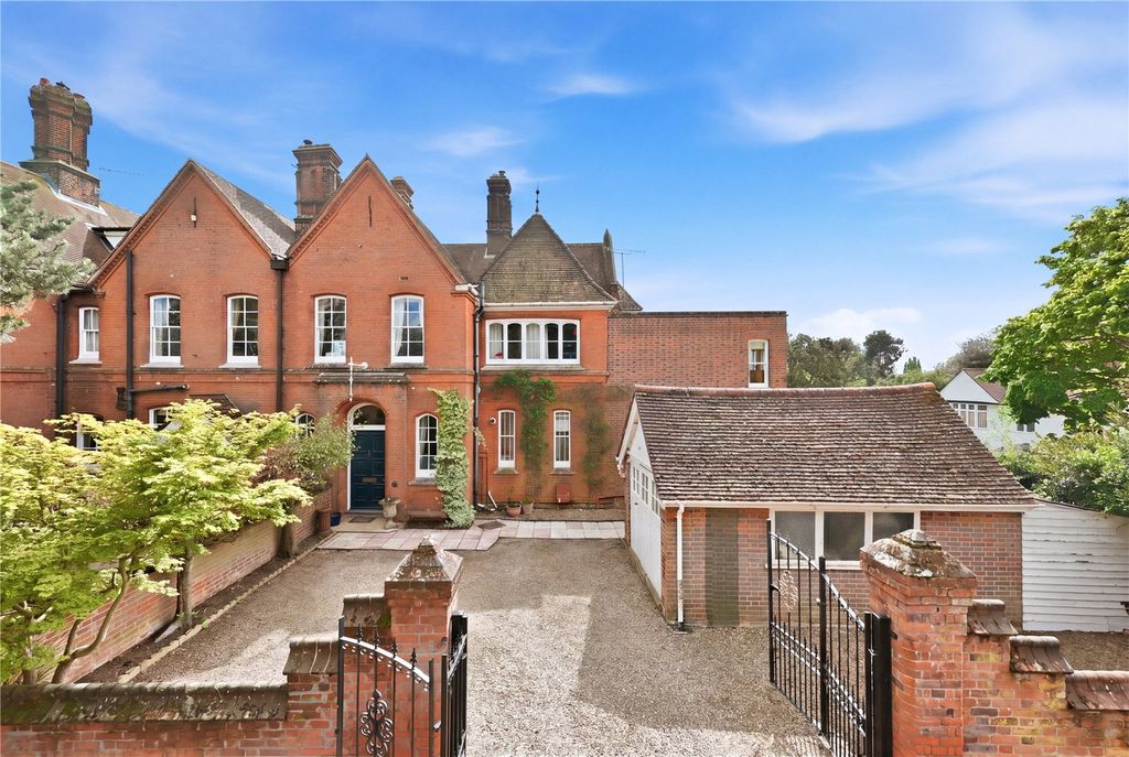 5 bed semi-detached house for saleParkside Avenue, Ipswich, Suffolk IP4