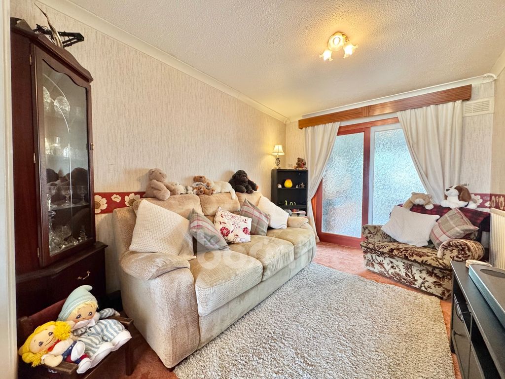 Additional image 4 of 3 bed semi-detached house for saleHerriot Avenue, Kilbirnie KA25