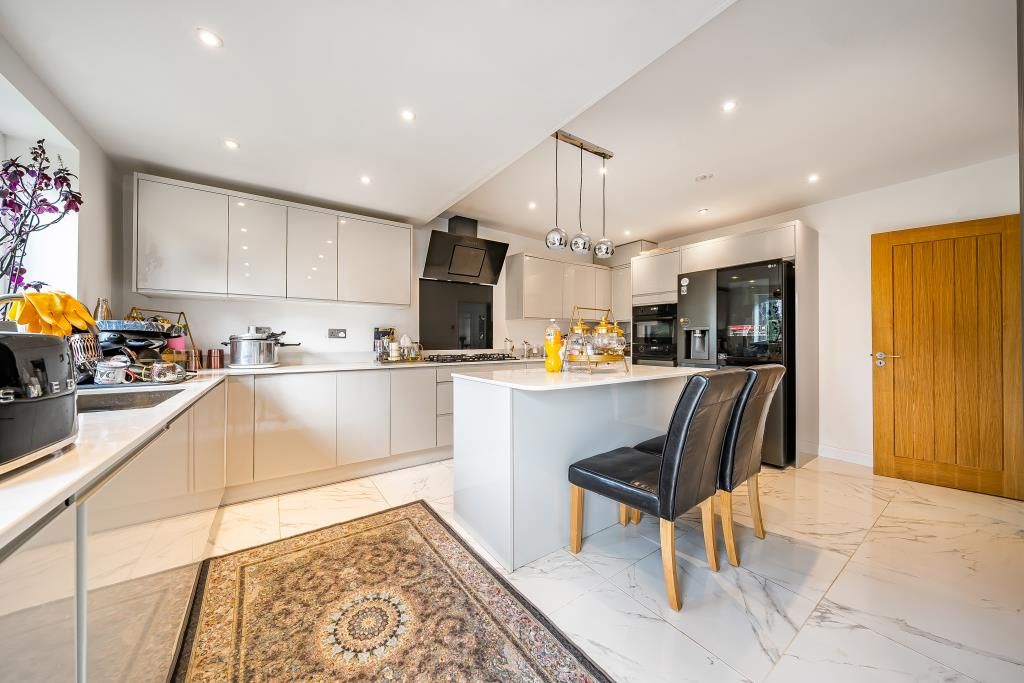 Additional image 13 of 2 bed detached bungalow for saleKidlington, Oxfordshire OX5