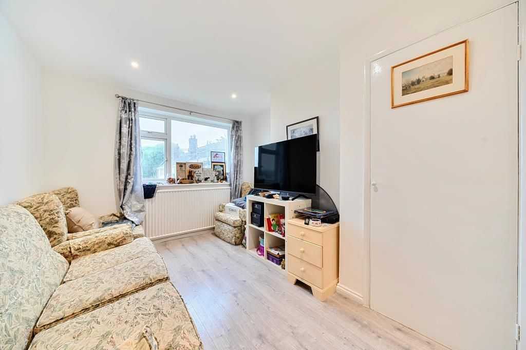 Additional image 3 of 3 bed flat for saleKidlington, Oxfordshire OX5