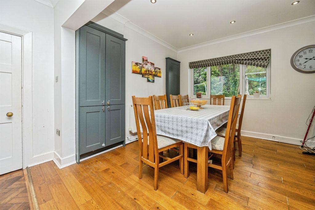Additional image 5 of 6 bed detached house for saleHillgrove Crescent, Kidderminster DY10