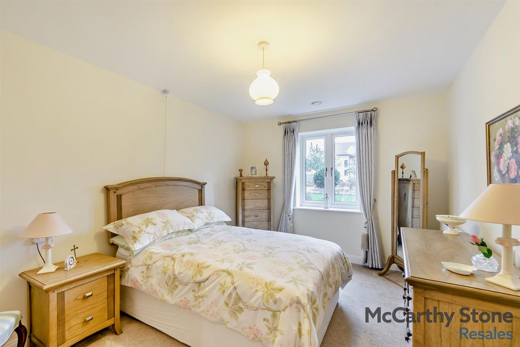 Additional image 5 of 2 bed flat for saleRailway Road, Ilkley LS29