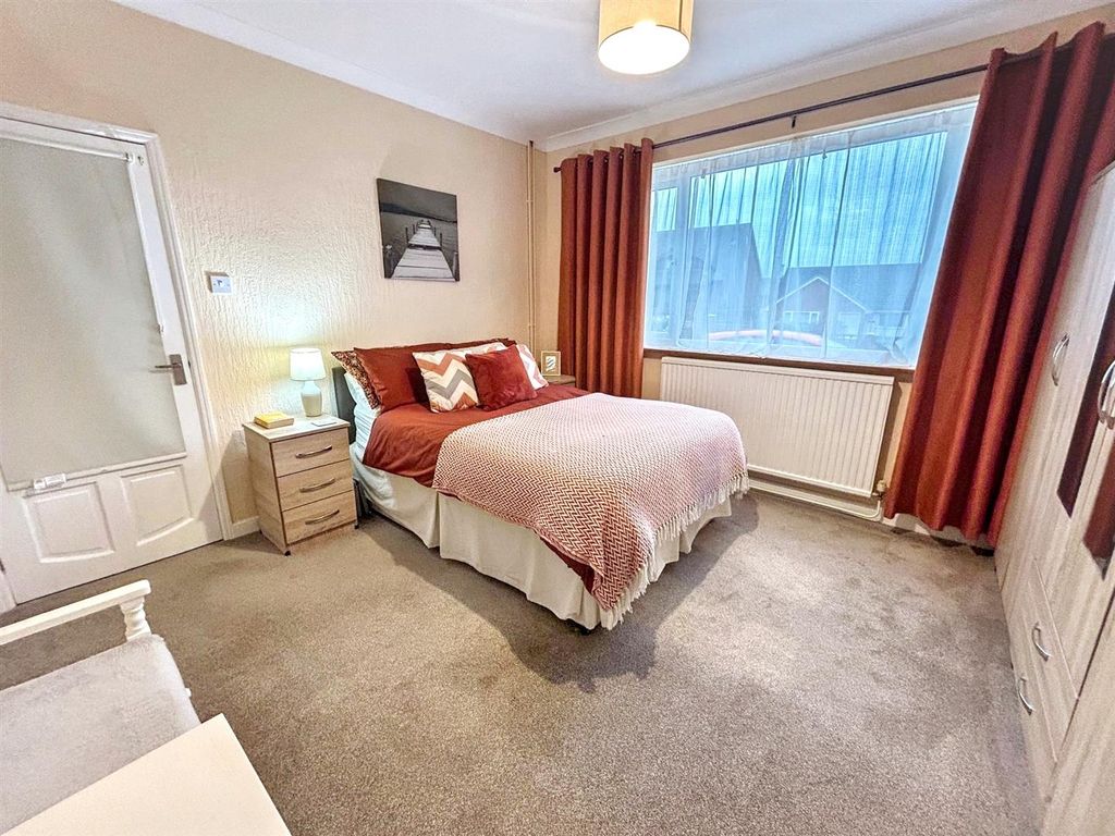 Additional image 13 of 3 bed detached bungalow for saleMeinciau Road, Mynyddygarreg, Kidwelly SA17