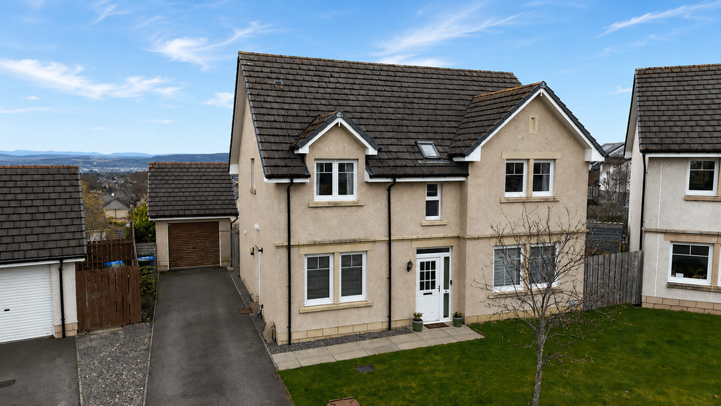 5 bed detached house for sale36 Bramble Close, Inverness IV2