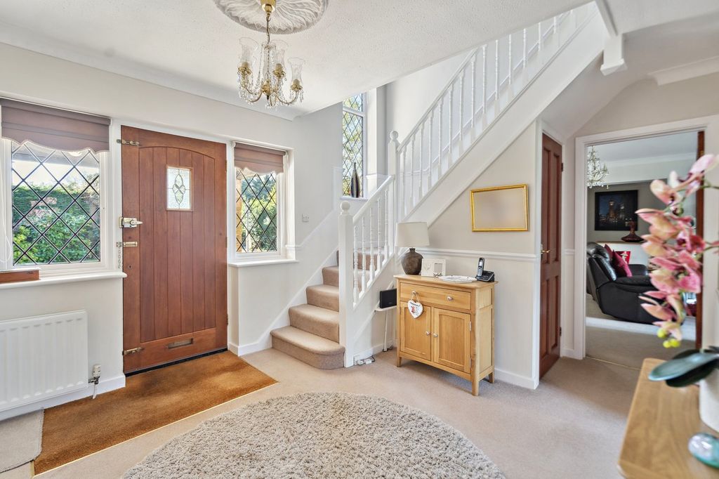 Additional image 13 of 5 bed detached house for saleNorwood Lane, Iver SL0