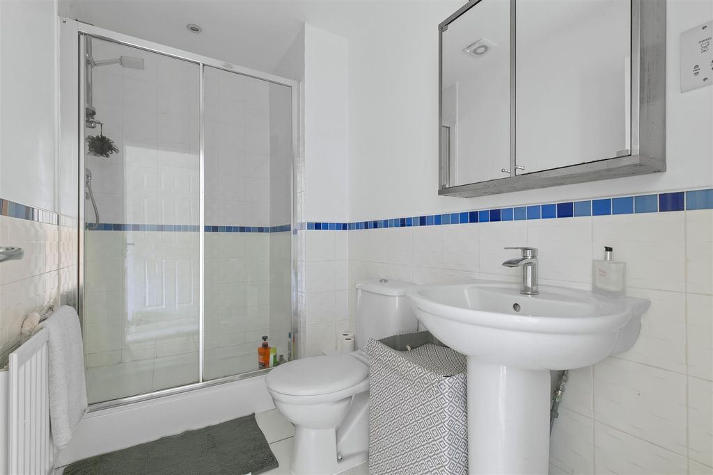 Additional image 34 of 5 bed property for saleCollege Drive, Ilkley LS29