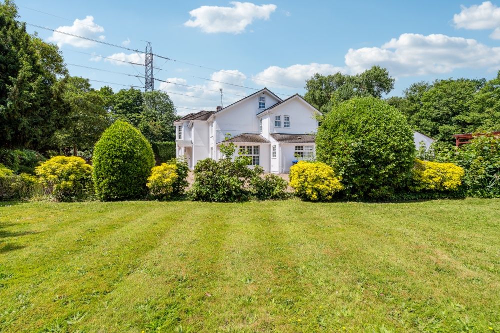 Additional image 39 of 8 bed detached house for saleSlough Road, Iver SL0