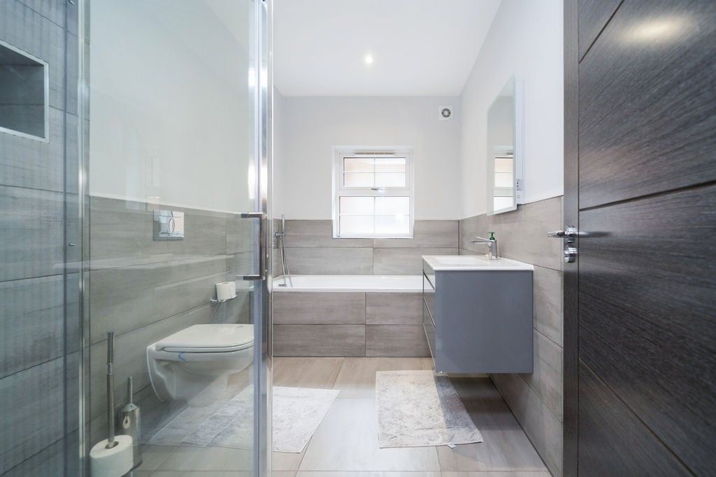 Additional image 19 of 6 bed detached house for saleNorthumberland Walk, Richings Park SL0