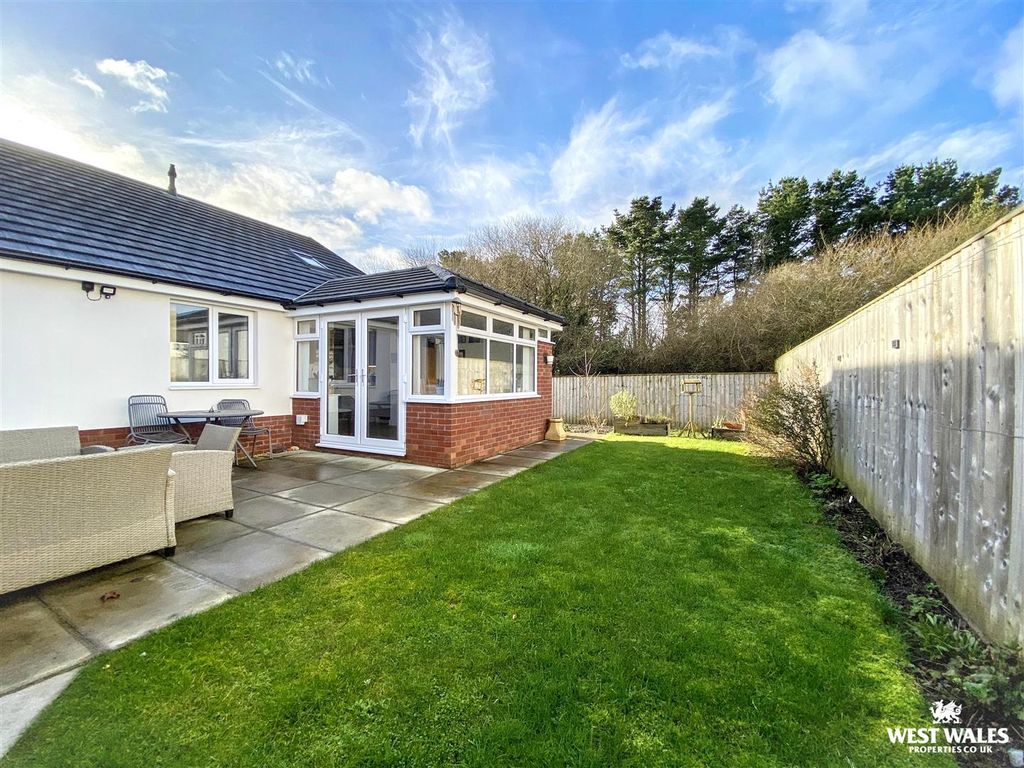 Additional image 18 of 3 bed detached bungalow for saleLlys Y Felin, Kidwelly SA17