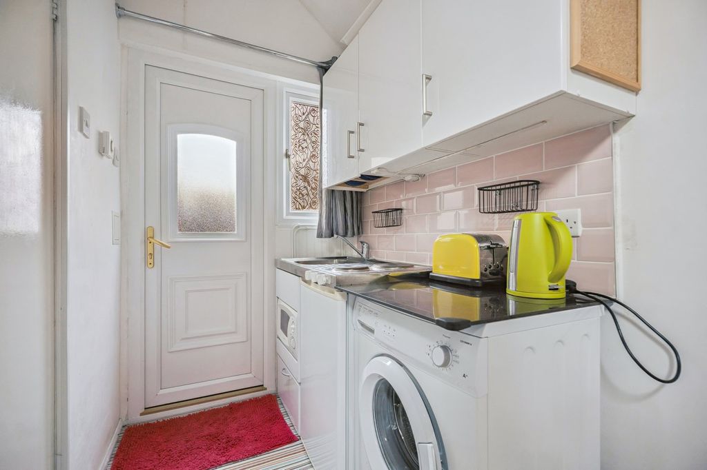 Additional image 22 of 5 bed detached house for saleWood Lane Close, Iver SL0