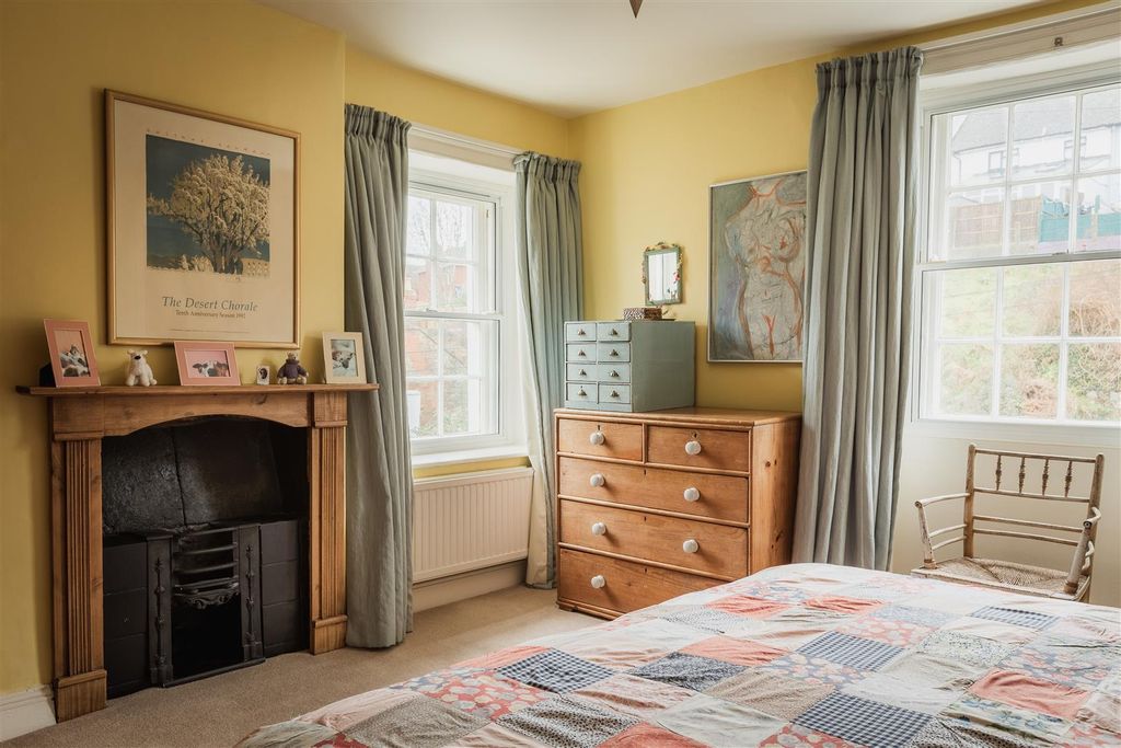 Additional image 15 of 4 bed semi-detached house for saleEast Street, Ilminster TA19