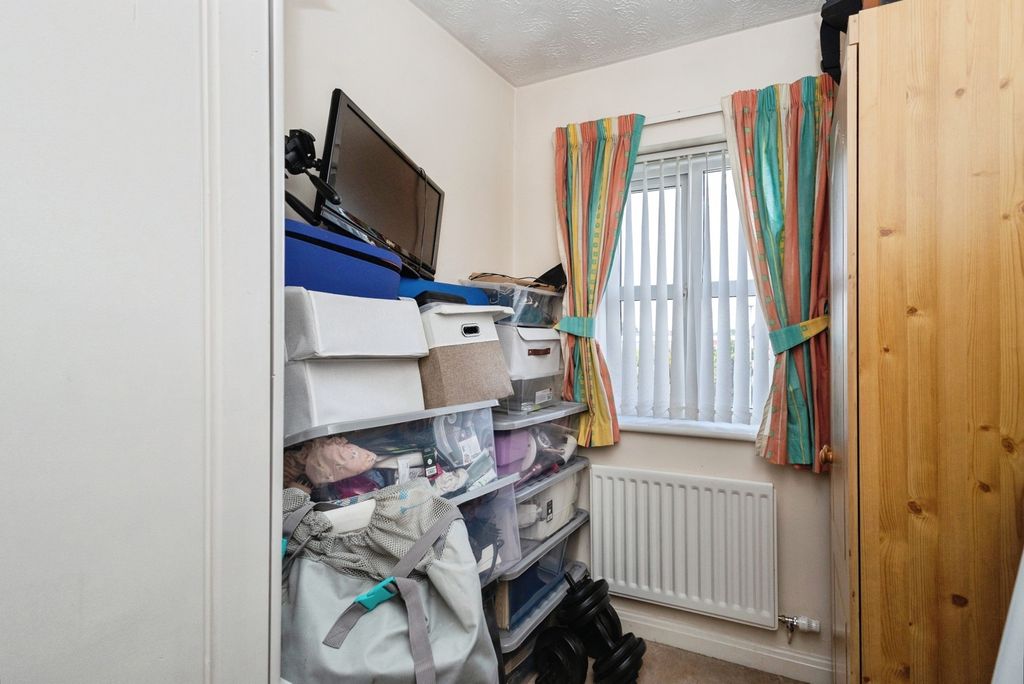 Additional image 13 of 3 bed semi-detached house for saleJames Drive, Hyde, Greater Manchester SK14