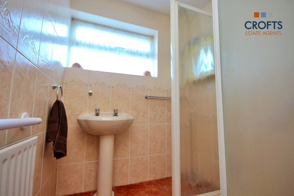 Additional image 11 of 3 bed detached bungalow for saleClyfton Crescent, Immingham DN40