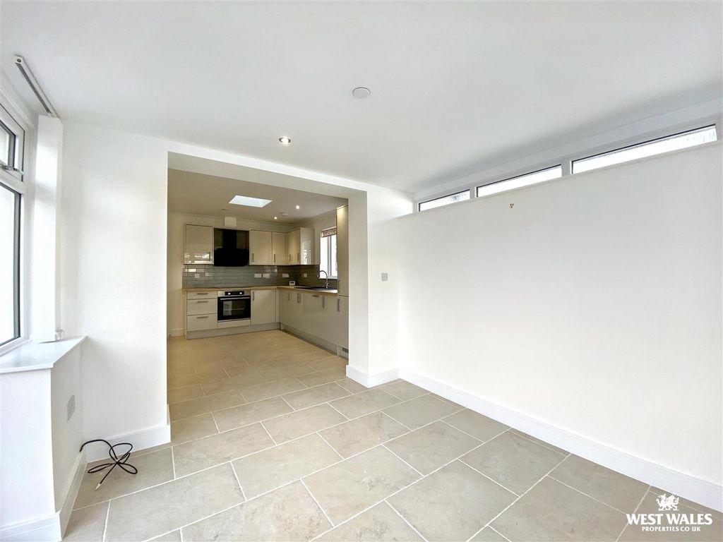 Additional image 8 of 3 bed detached bungalow for saleLlys Y Felin, Kidwelly SA17