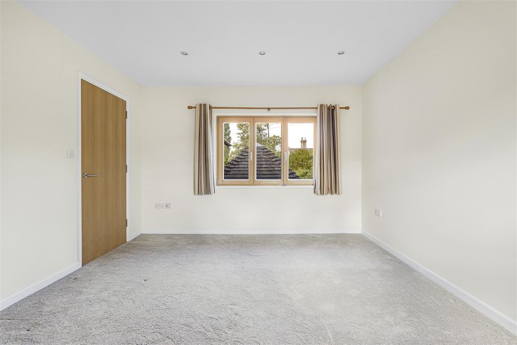 Additional image 23 of 4 bed detached house for saleHigh Street, Hemingford Abbots, Huntingdon PE28