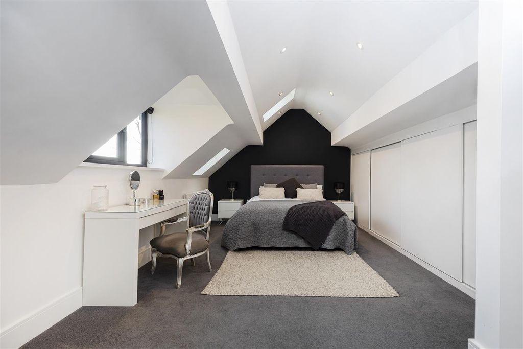 Additional image 53 of 4 bed detached house for saleOakfield Road, Birkby, Huddersfield HD2