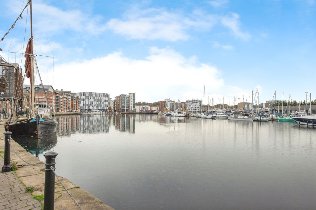 Additional image 11 of 2 bed flat for saleKey Street, Ipswich IP4