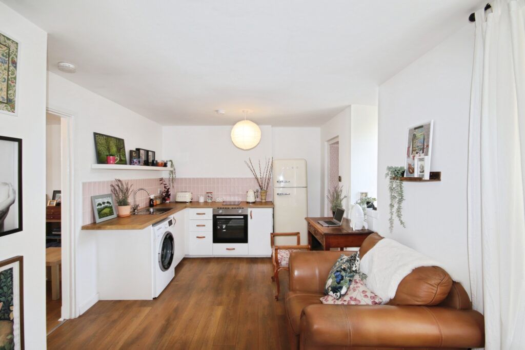 Additional image 5 of 1 bed flat for sale30 Castle Street, Rothesay PA20