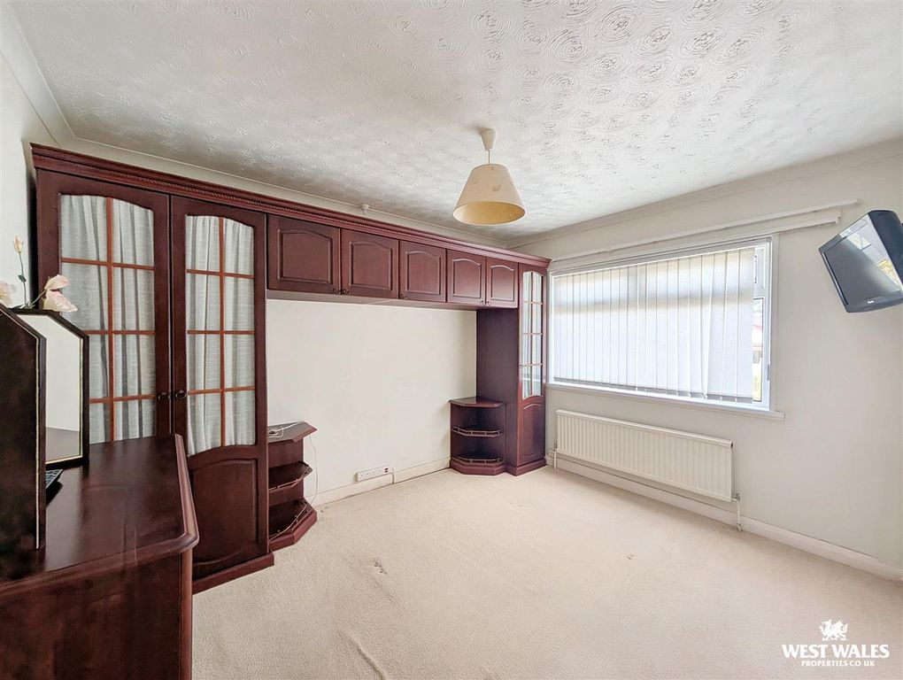 Additional image 15 of 3 bed detached bungalow for saleBanc Pendre, Kidwelly SA17
