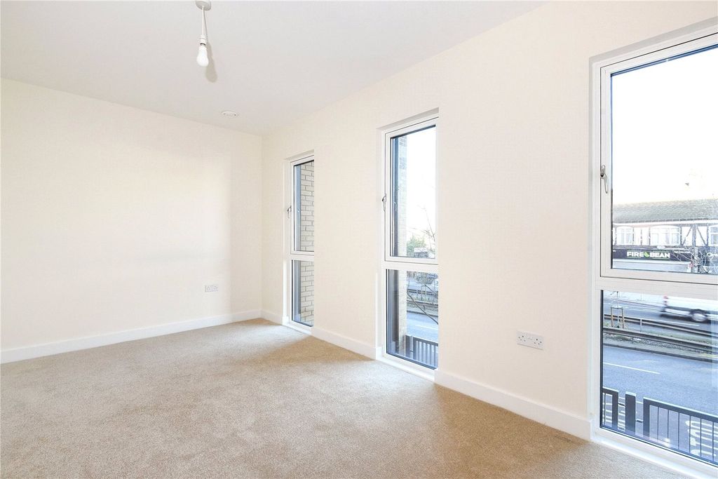 Additional image 7 of 3 bed flat for saleThe Point, Gants Hill IG2