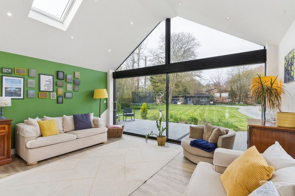 Additional image 3 of 5 bed detached house for saleBerry Lane, Godmanchester, Huntingdon PE29