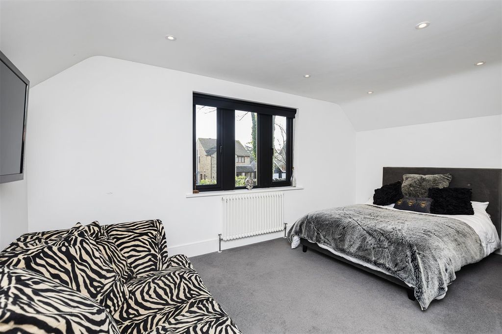 Additional image 38 of 4 bed detached house for saleOakfield Road, Birkby, Huddersfield HD2