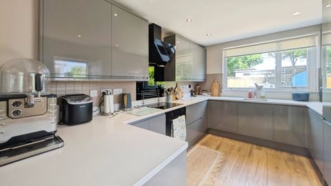 Glanmor Road, Uplands, Swansea SA2
