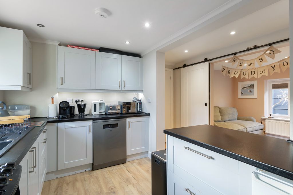 Additional image 9 of 3 bed semi-detached bungalow for salePriory Avenue, Hungerford RG17