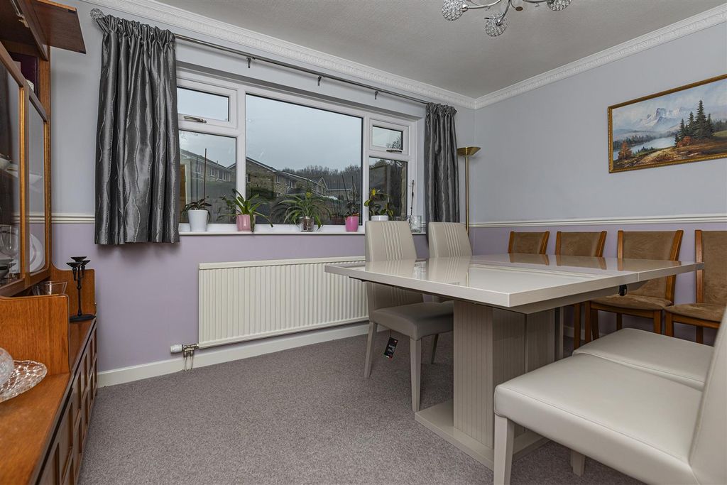 Additional image 17 of 5 bed detached house for saleThe Ghyll, Fixby, Huddersfield HD2