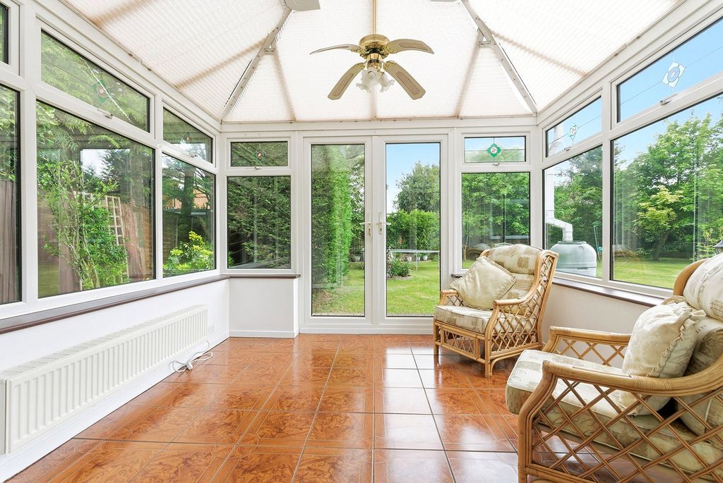Additional image 11 of 5 bed detached house for saleNorwood Lane, Iver SL0