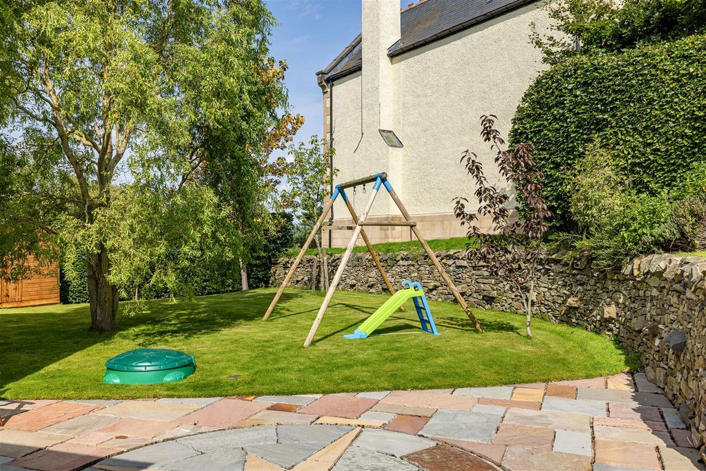 Additional image 34 of 5 bed detached house for sale33 Bowmont Court, Heiton, Kelso TD5