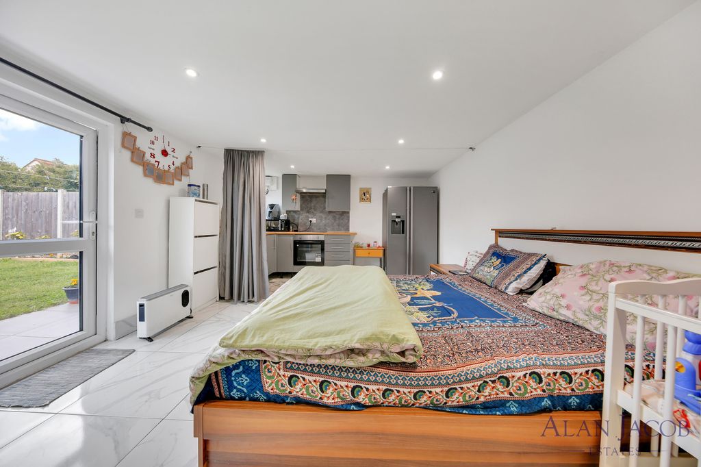 Additional image 36 of 5 bed bungalow for saleJerningham Avenue, Clayhall IG5