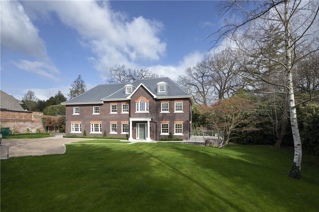 5 bed detached house for saleMoor Park Gardens, Kingston Upon Thames KT2