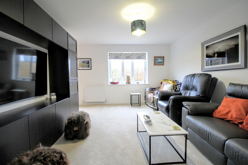 Additional image 4 of 4 bed detached house for saleArmour Grove, Irvine KA11