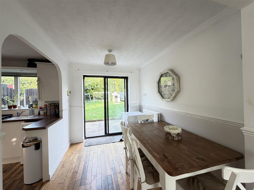 Additional image 3 of 3 bed semi-detached house for saleGylden Close, Hyde SK14