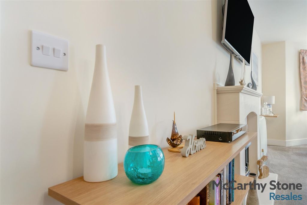 Additional image 9 of 1 bed flat for saleTresham Close, St. Marys Road, Kettering, Northamptonshire NN15