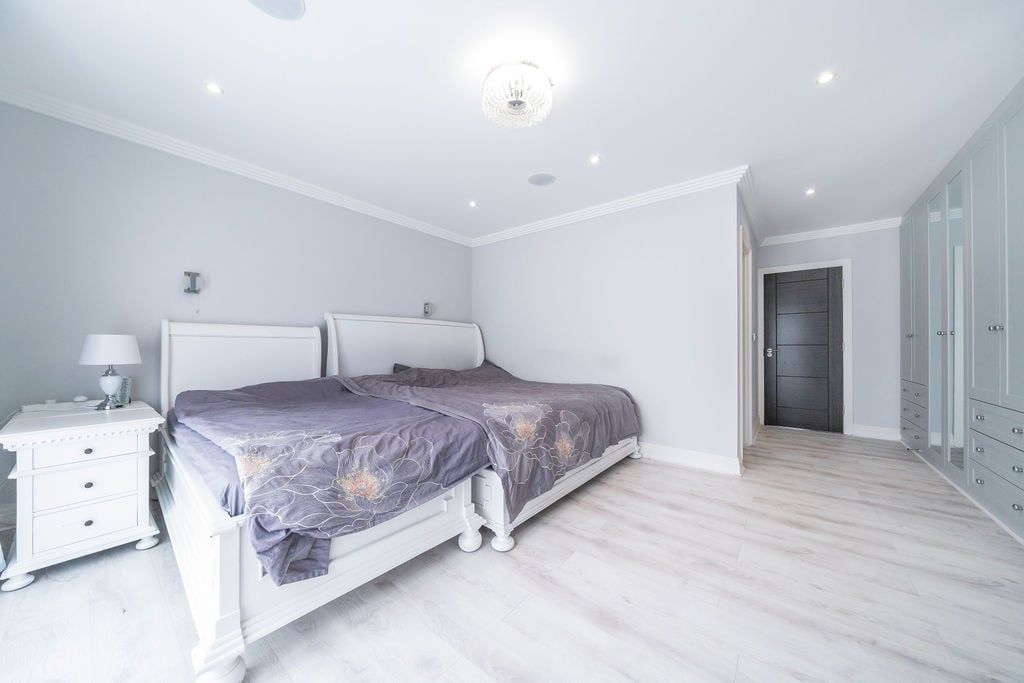 Additional image 8 of 6 bed detached house for saleNorthumberland Walk, Richings Park SL0