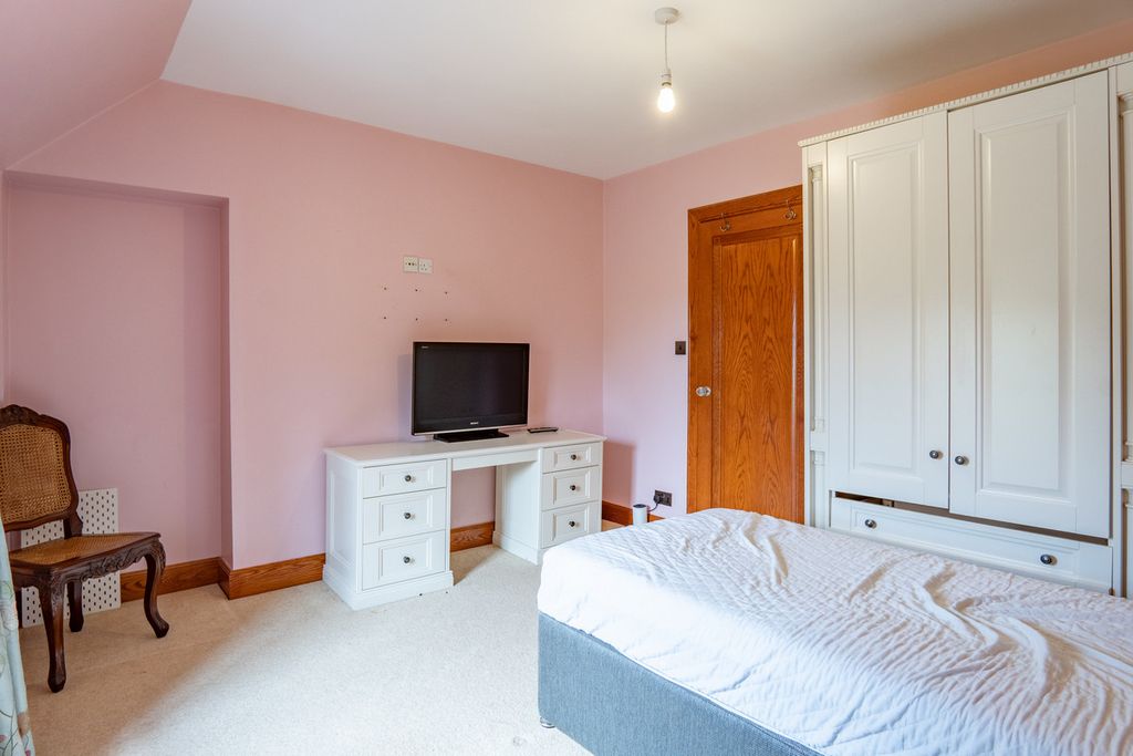 Additional image 37 of 5 bed semi-detached house for saleCroft Lane, Inverness IV3
