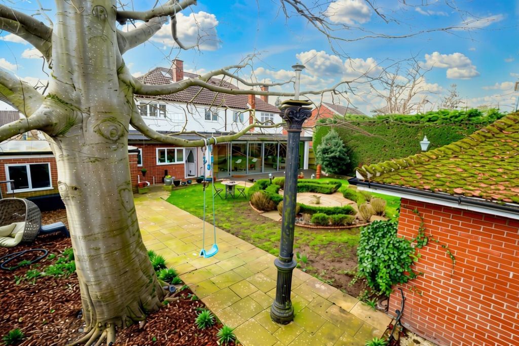 Additional image 38 of 5 bed detached house for saleVermont Road, Ipswich IP4