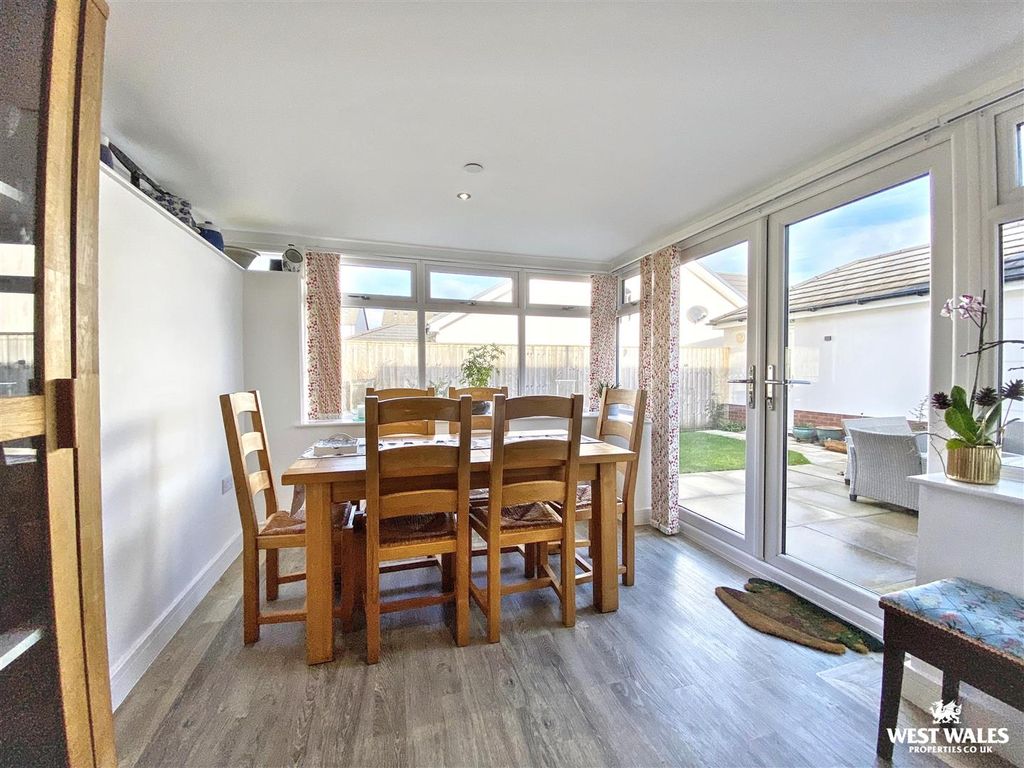 Additional image 7 of 3 bed detached bungalow for saleLlys Y Felin, Kidwelly SA17