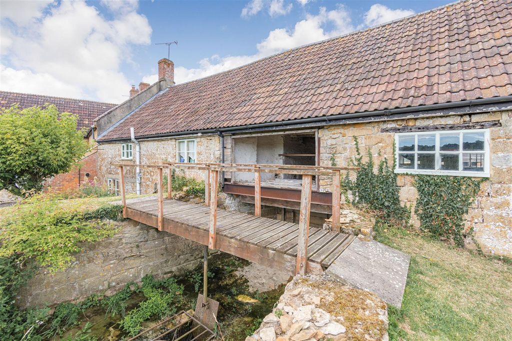 Additional image 11 of 6 bed farmhouse for saleSea, Ilminster TA19