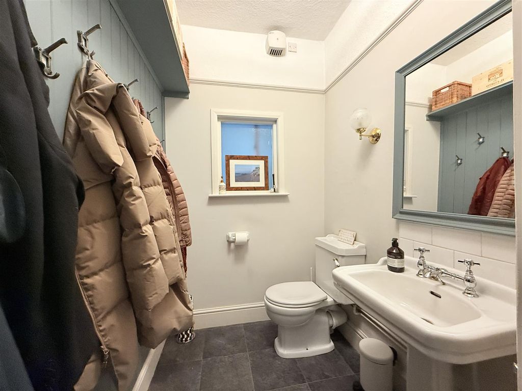 Additional image 14 of 5 bed detached house for saleGreen Lane, Gee Cross, Hyde SK14